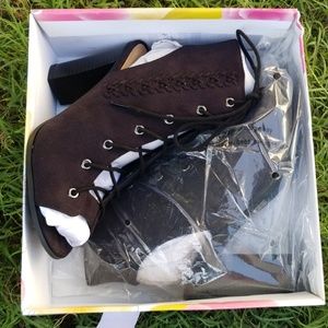 Black suede casual heels